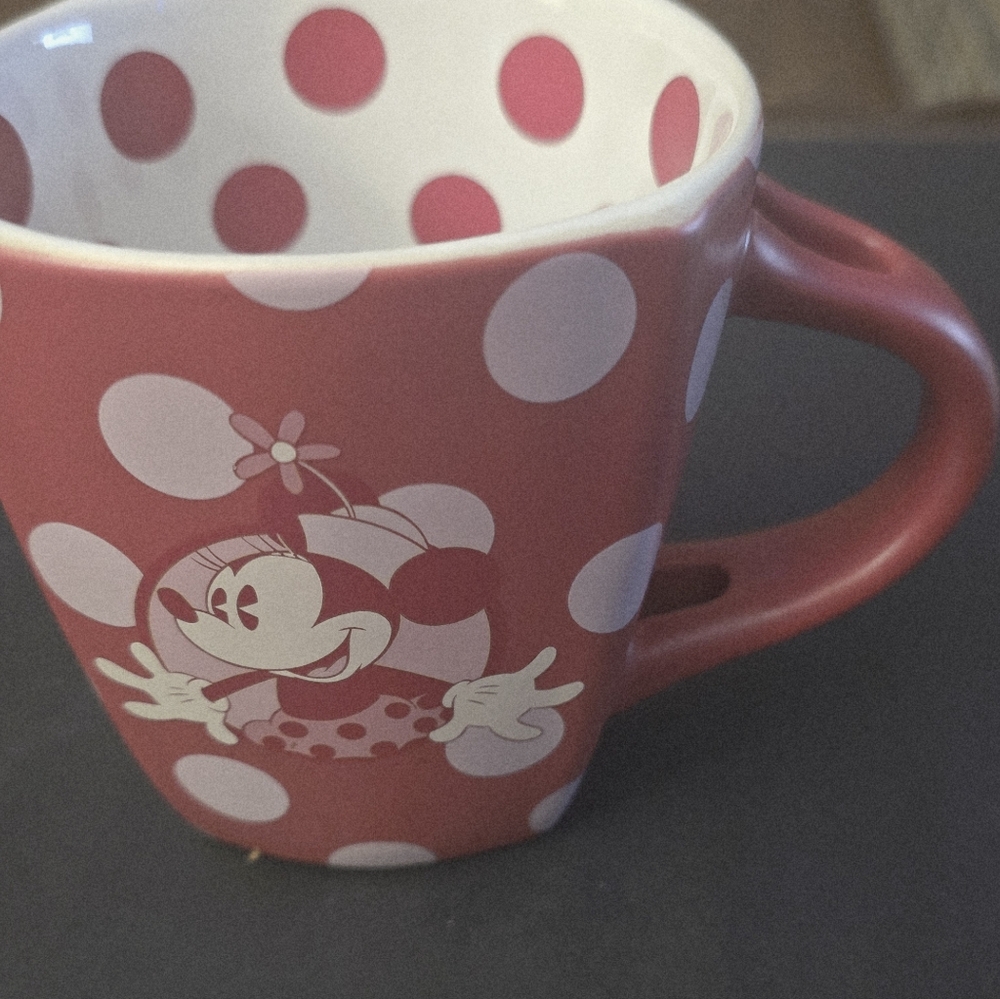 Disney Parks Red White Polka Dots Large Minnie Mouse Mug. Authentic Original